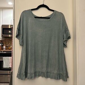 Flutter sleeve open back t-shirt